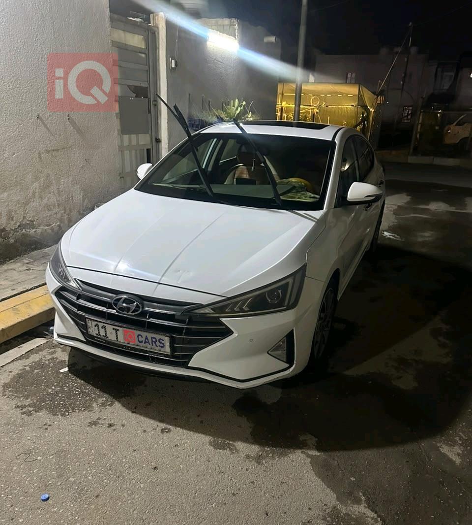 هيونداي النترا
